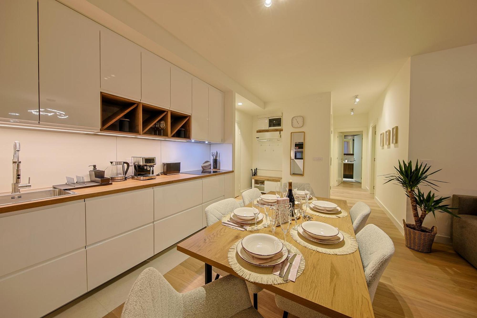 Eternal Lux Waterfront Apartman