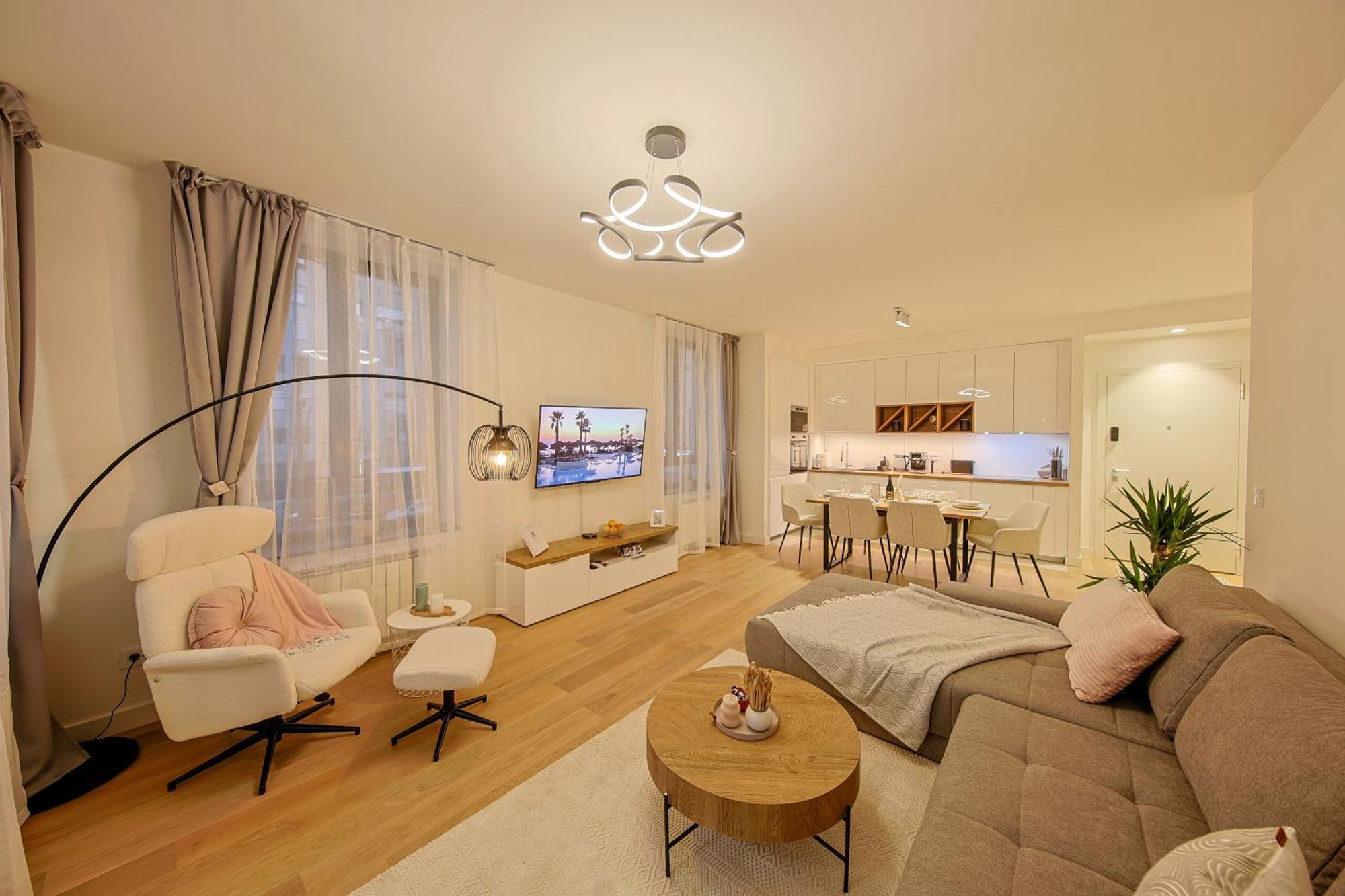 Eternal Lux Waterfront Apartment Belgrade