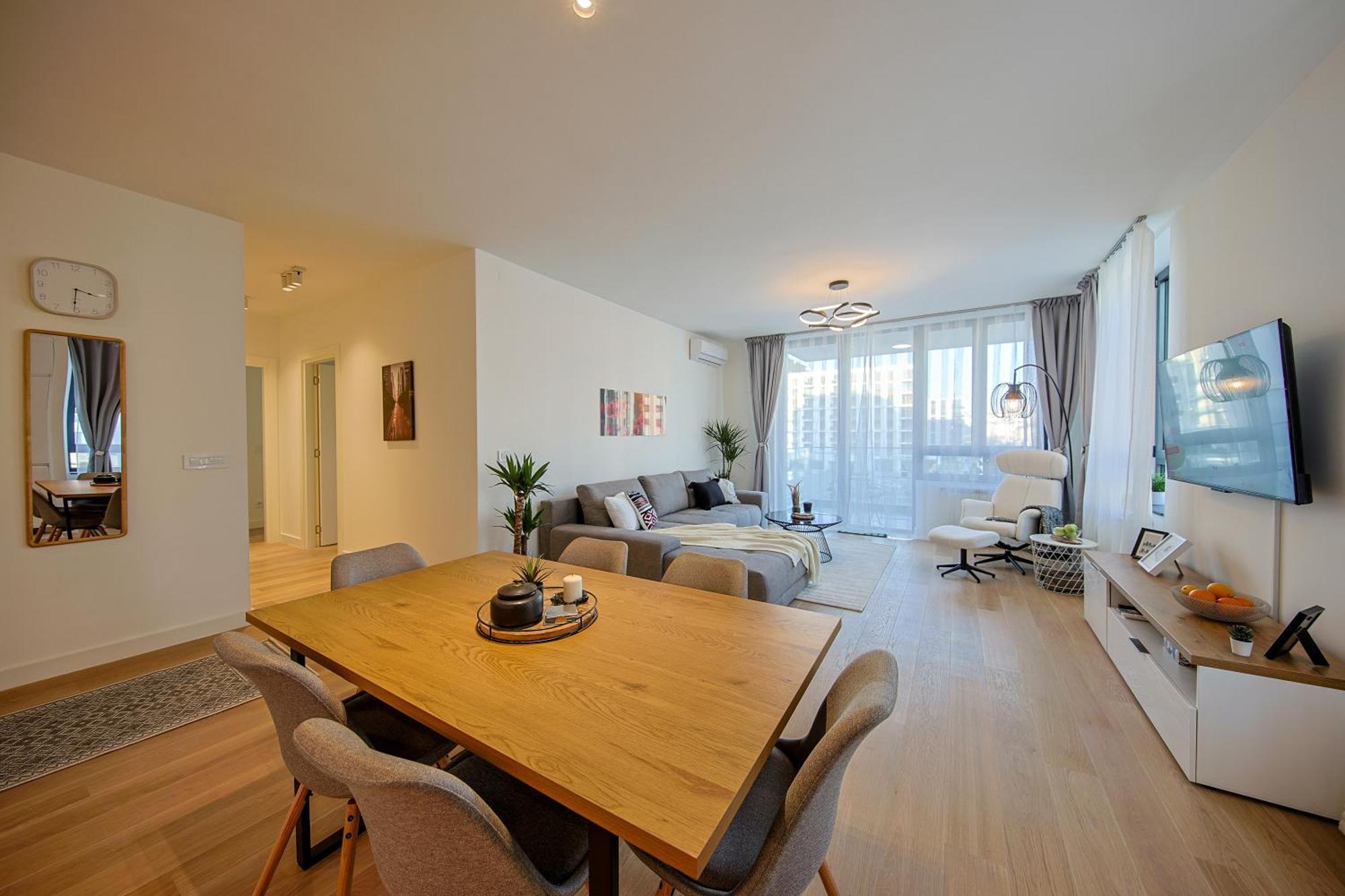 Apartment Eternal Lux Waterfront *